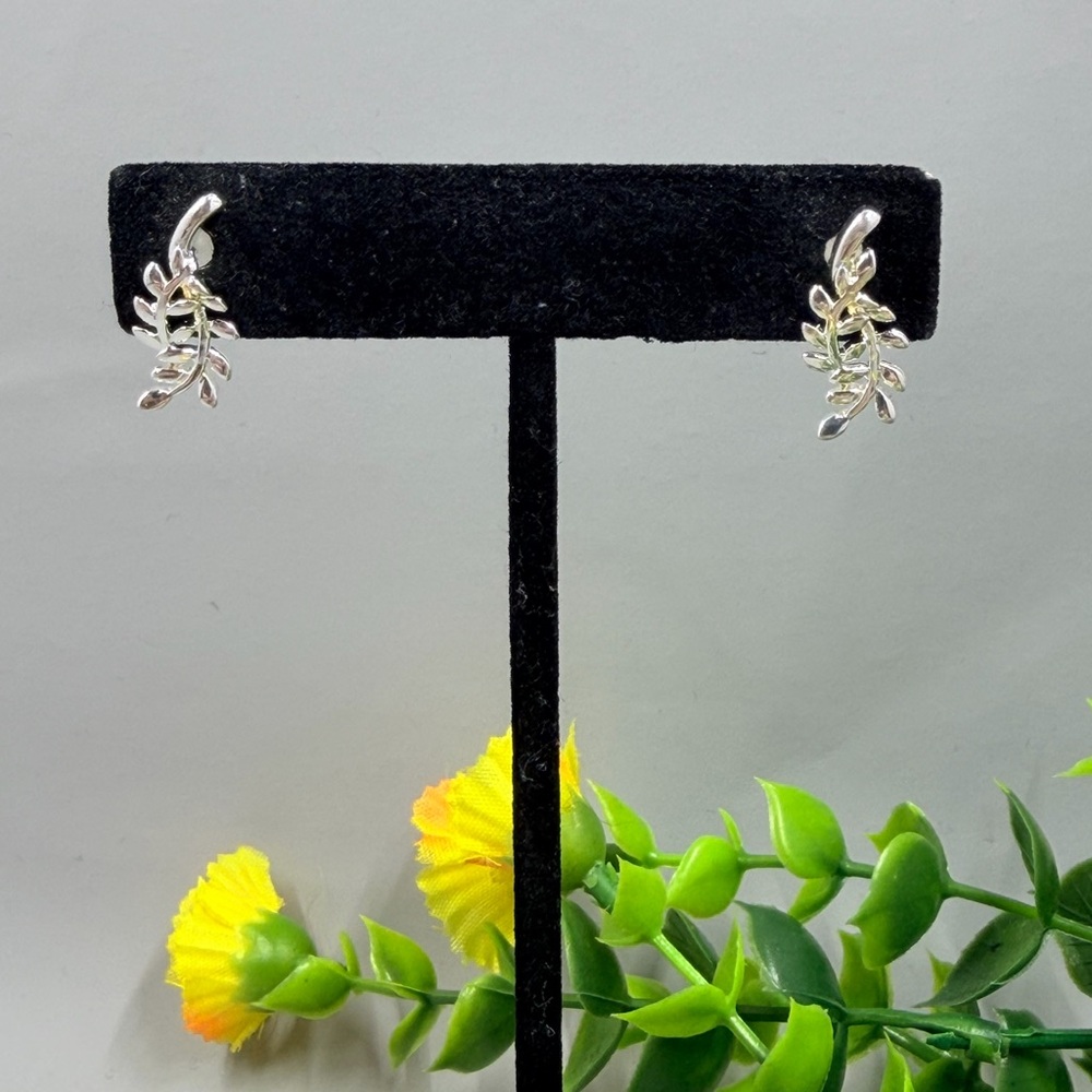 Vintage 925 Sterling Silver Plated Signed Leaf Earrings